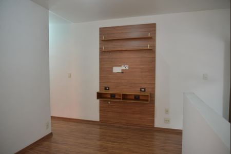 Casa à venda com 380m², 5 quartos e 2 vagasSala