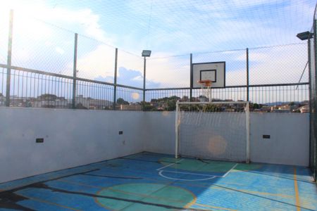 Apartamento à venda com 76m², 2 quartos e 2 vagasÁrea comum - Quadra