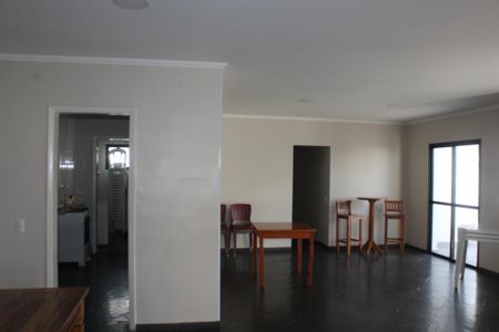 Apartamento à venda com 76m², 2 quartos e 2 vagasÁrea comum - Salão de festas