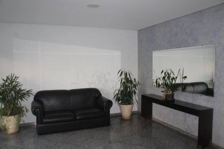 Apartamento à venda com 76m², 2 quartos e 2 vagasÁrea comum - Hall