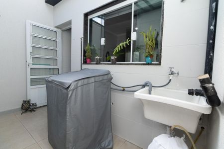 Casa à venda com 120m², 3 quartos e 2 vagasÁrea de Serviço