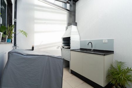 Casa à venda com 120m², 3 quartos e 2 vagasChurrasqueira