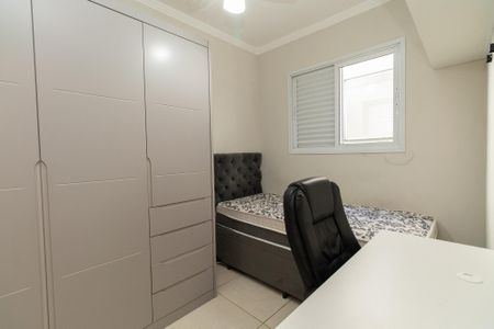 Casa à venda com 120m², 3 quartos e 2 vagasQuarto 2