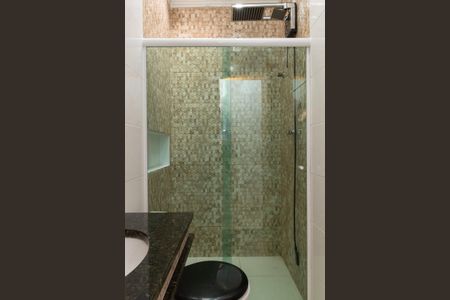 Casa à venda com 120m², 3 quartos e 2 vagasBanheiro