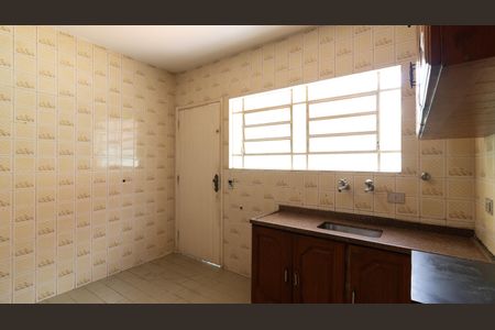 Casa à venda com 125m², 2 quartos e 2 vagasCozinha