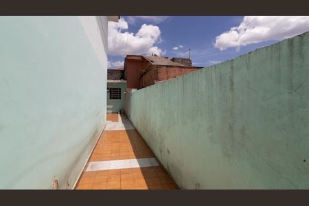 Casa à venda com 125m², 2 quartos e 2 vagasCorredor