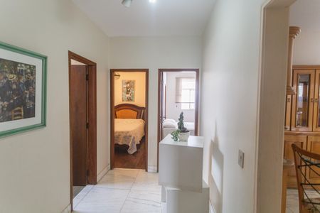 Apartamento à venda com 140m², 4 quartos e 2 vagasCorredor