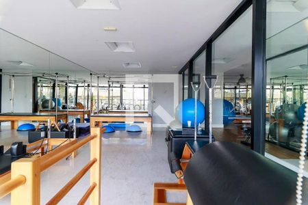 Studio para alugar com 36m², 1 quarto e 1 vaga Studio para alugar com 36m², 1 quarto e 1 vagaÁrea comum - Academia
