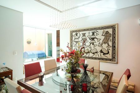 Casa à venda com 465m², 3 quartos e 7 vagasCopa