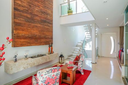 Casa à venda com 465m², 3 quartos e 7 vagasSala