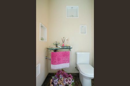 Casa à venda com 465m², 3 quartos e 7 vagasLavabo 1