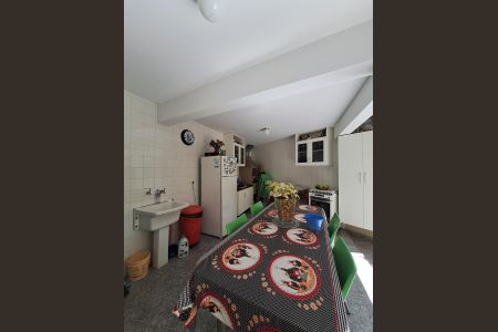 Casa à venda com 167m², 3 quartos e 1 vagaÁrea de Serviço