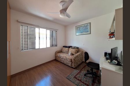 Casa à venda com 167m², 3 quartos e 1 vagaQuarto 2