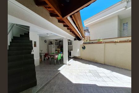 Casa à venda com 167m², 3 quartos e 1 vagaQuintal