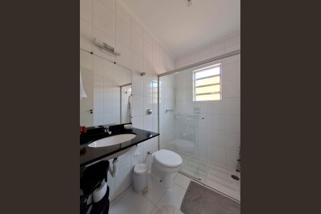 Casa à venda com 167m², 3 quartos e 1 vagaBanheiro