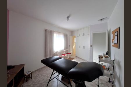 Casa à venda com 167m², 3 quartos e 1 vagaEdícula