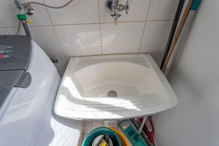 Apartamento à venda com 63m², 3 quartos e 1 vagaÁrea de serviço 