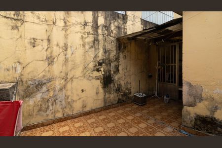 Casa para alugar com 110m², 2 quartos e 1 vaga Casa para alugar com 110m², 2 quartos e 1 vagaQuintal