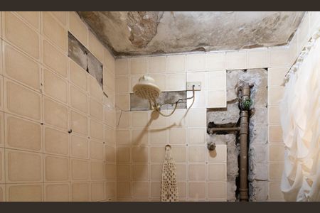 Casa para alugar com 110m², 2 quartos e 1 vaga Casa para alugar com 110m², 2 quartos e 1 vagaBanheiro de serviço