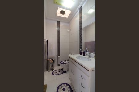 Casa para alugar com 110m², 2 quartos e 1 vaga Casa para alugar com 110m², 2 quartos e 1 vagaBanheiro