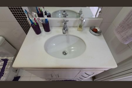 Casa para alugar com 110m², 2 quartos e 1 vaga Casa para alugar com 110m², 2 quartos e 1 vagaBanheiro