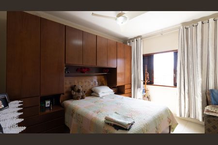 Casa para alugar com 110m², 2 quartos e 1 vaga Casa para alugar com 110m², 2 quartos e 1 vagaQuarto 1