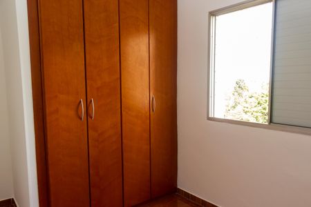 Apartamento para alugar com 74m², 3 quartos e 1 vaga Apartamento para alugar com 74m², 3 quartos e 1 vagaQuarto 2