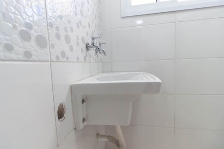 Apartamento para alugar com 38m², 2 quartos e sem vaga Apartamento para alugar com 38m², 2 quartos e sem vagaÁrea de serviço