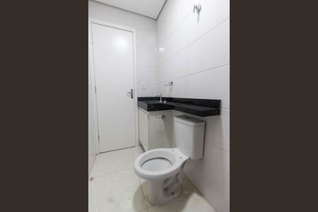 Apartamento para alugar com 38m², 2 quartos e sem vaga Apartamento para alugar com 38m², 2 quartos e sem vagaBanheiro