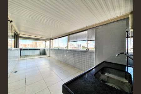 Apartamento à venda com 134m², 3 quartos e 2 vagasÁrea de Serviço