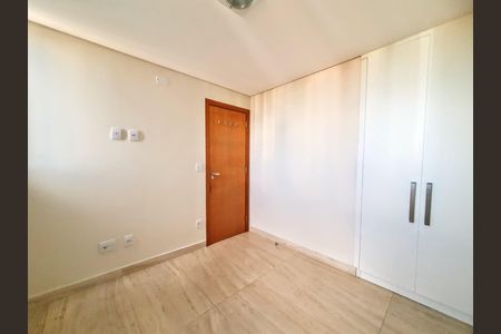 Apartamento à venda com 134m², 3 quartos e 2 vagasQuarto 1
