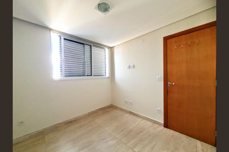Apartamento à venda com 134m², 3 quartos e 2 vagasQuarto 1