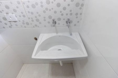 Apartamento para alugar com 38m², 2 quartos e sem vaga Apartamento para alugar com 38m², 2 quartos e sem vagaÁrea de serviço