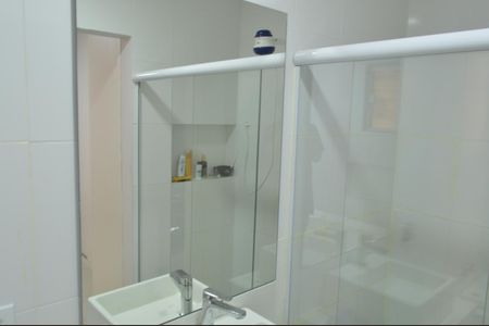 Casa de condomínio à venda com 200m², 4 quartos e 2 vagasBanheiro da Suíte 3