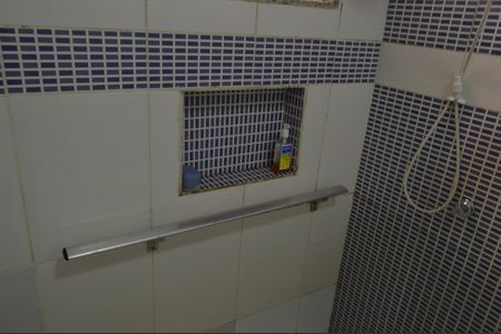 Casa de condomínio à venda com 200m², 4 quartos e 2 vagasBanheiro da Suíte 4