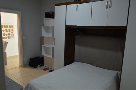 Casa de condomínio à venda com 200m², 4 quartos e 2 vagasSuíte 4