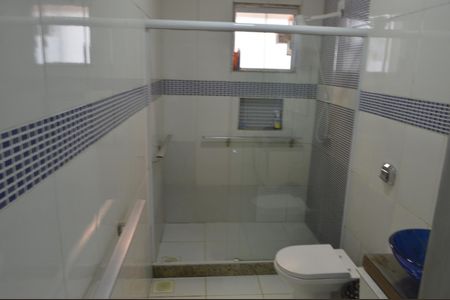 Casa de condomínio à venda com 200m², 4 quartos e 2 vagasBanheiro da Suíte 4