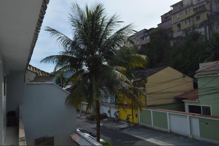 Casa de condomínio à venda com 200m², 4 quartos e 2 vagasVista da Varanda 