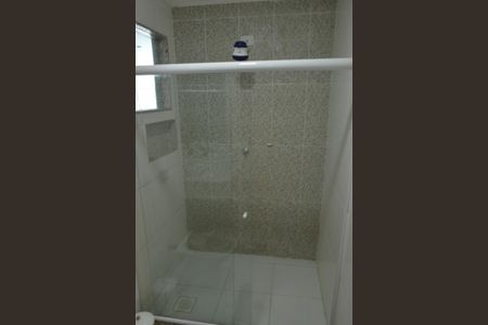 Casa de condomínio à venda com 200m², 4 quartos e 2 vagasBanheiro