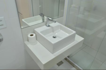 Casa de condomínio à venda com 200m², 4 quartos e 2 vagasBanheiro da Suíte 3