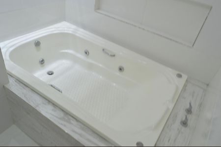 Casa de condomínio à venda com 200m², 4 quartos e 2 vagasBanheiro da Suíte 3