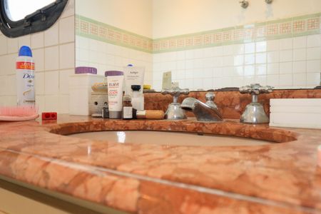 Apartamento para alugar com 350m², 4 quartos e 4 vagasBanheiro da Suíte 3