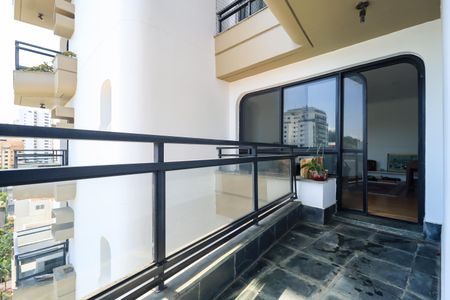 Apartamento para alugar com 350m², 4 quartos e 4 vagasVaranda da Sala