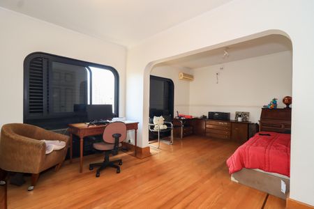 Apartamento para alugar com 350m², 4 quartos e 4 vagasSuíte 1