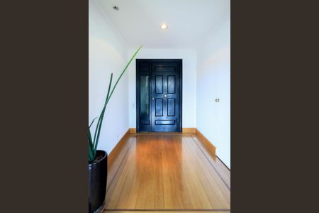 Apartamento para alugar com 350m², 4 quartos e 4 vagasHall de entrada