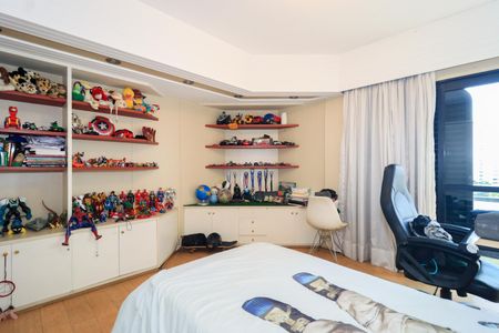 Apartamento para alugar com 350m², 4 quartos e 4 vagasQuarto 4