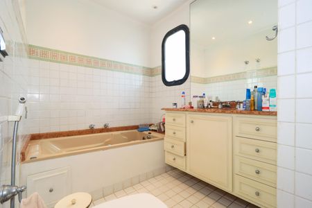 Apartamento para alugar com 350m², 4 quartos e 4 vagasBanheiro da Suíte 3