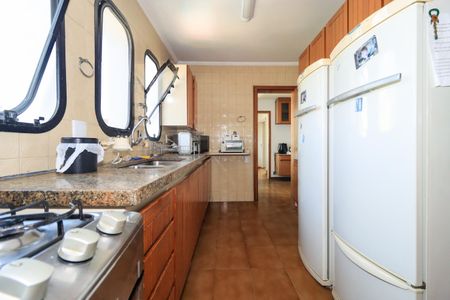 Apartamento para alugar com 350m², 4 quartos e 4 vagasCozinha