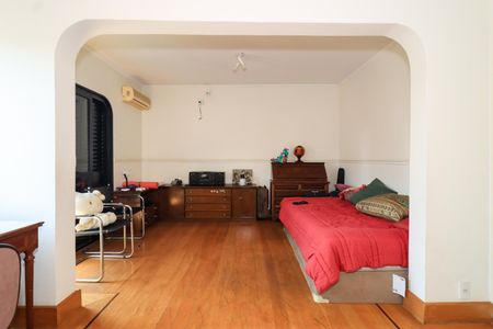 Apartamento para alugar com 350m², 4 quartos e 4 vagasSuíte 1