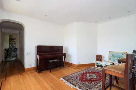 Apartamento para alugar com 350m², 4 quartos e 4 vagasSala